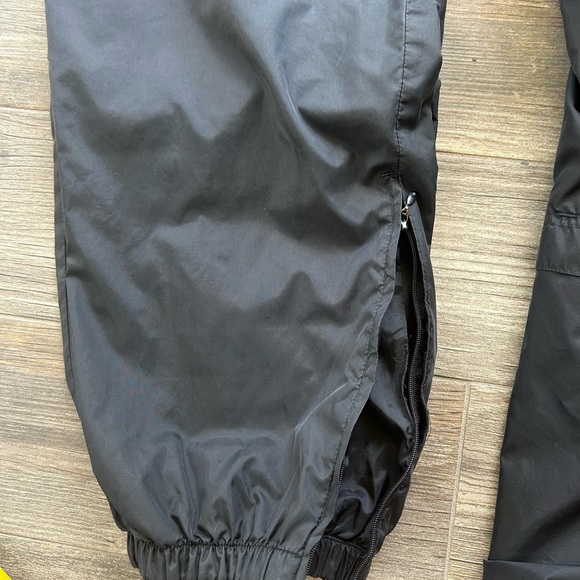 Men’s Adidas warm up suit - Picture 10 of 11